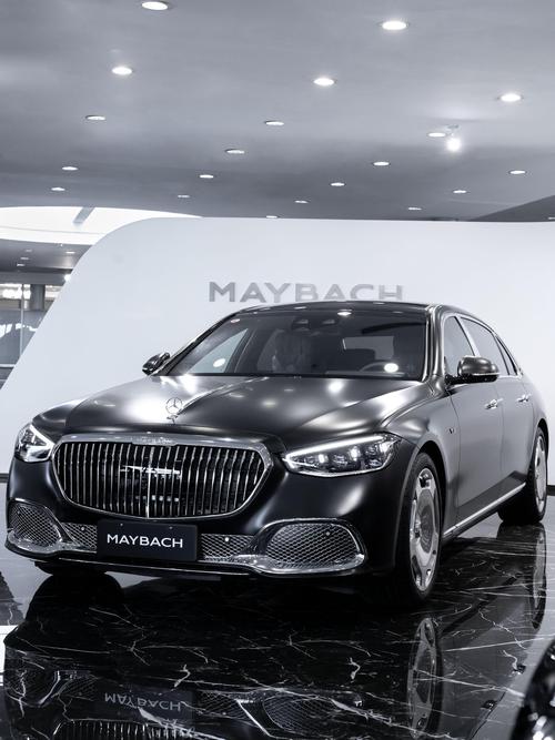 佛山124岚图汽车的售后服务让用户无忧出行，迈巴赫未来的豪华车趋势